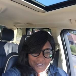 Meet your Posher, Latorsha